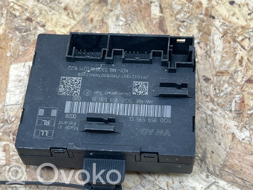 Volkswagen PASSAT B8 Unité de commande module de porte 