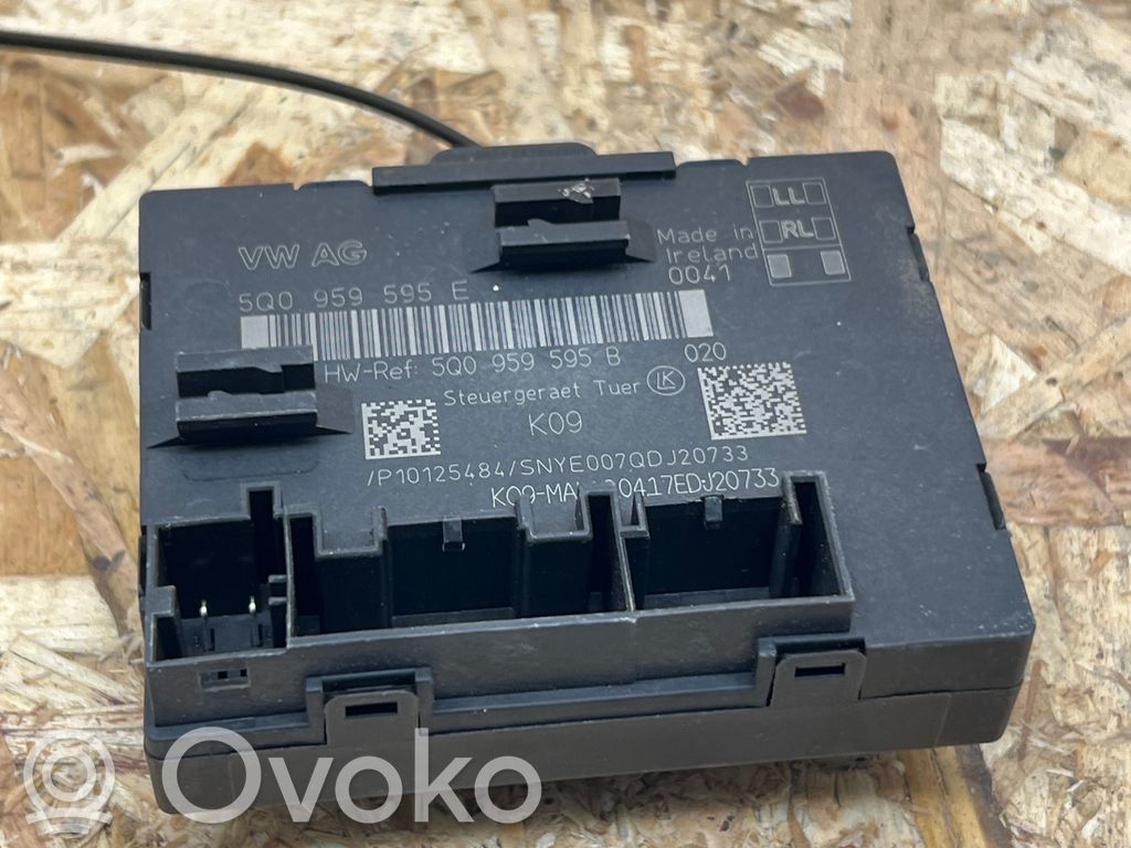 Volkswagen PASSAT B8 Door control unit/module 