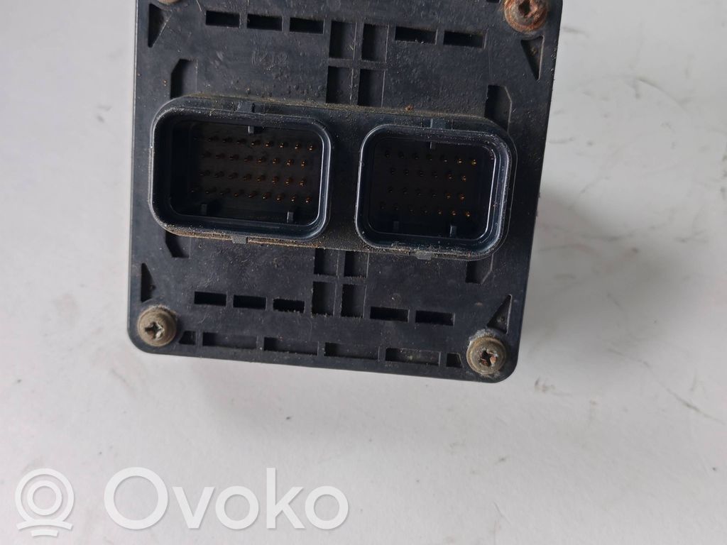 Subaru Forester SF Engine control unit/module 