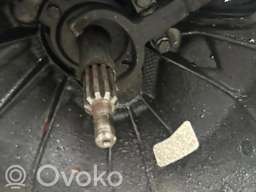 Iveco Daily 3rd gen Manualna 5-biegowa skrzynia biegów 
