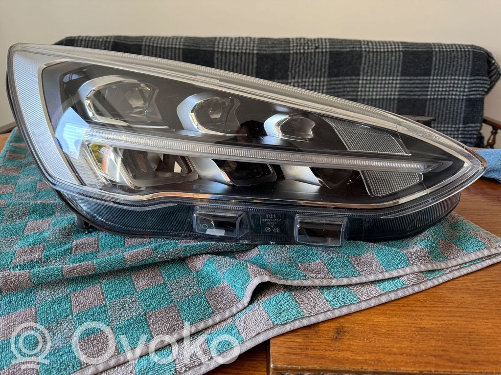 Ford Focus Phare frontale 