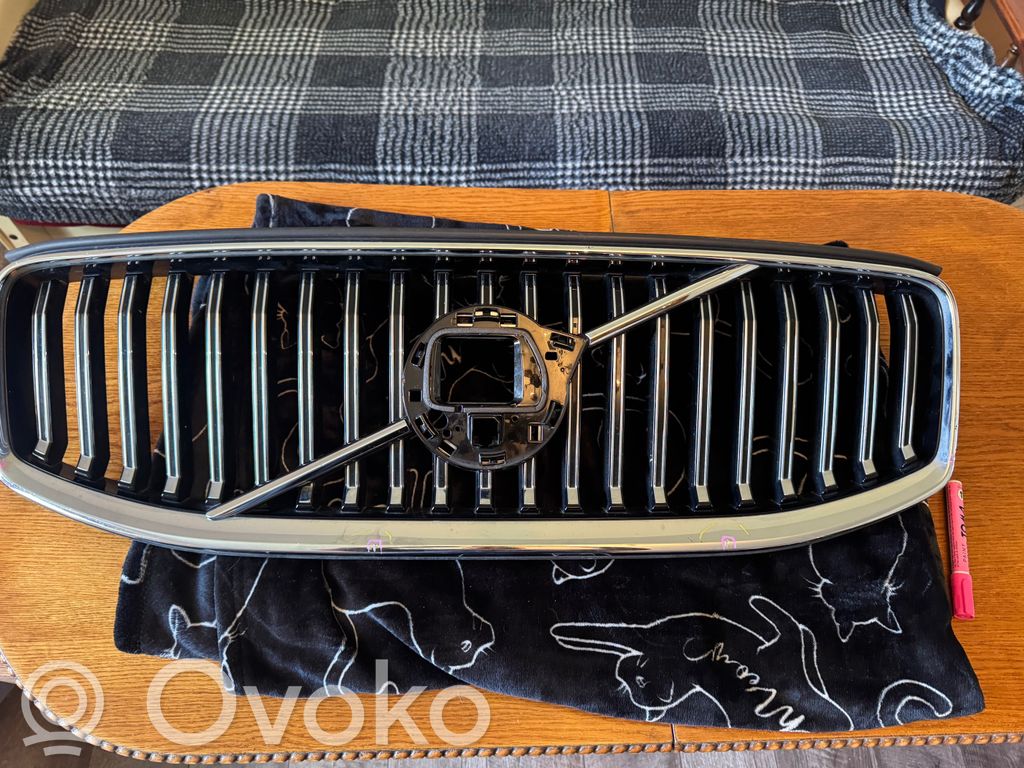 Volvo XC60 Front grill 