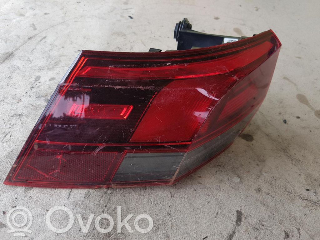 Lampa tylna   5H0945094C