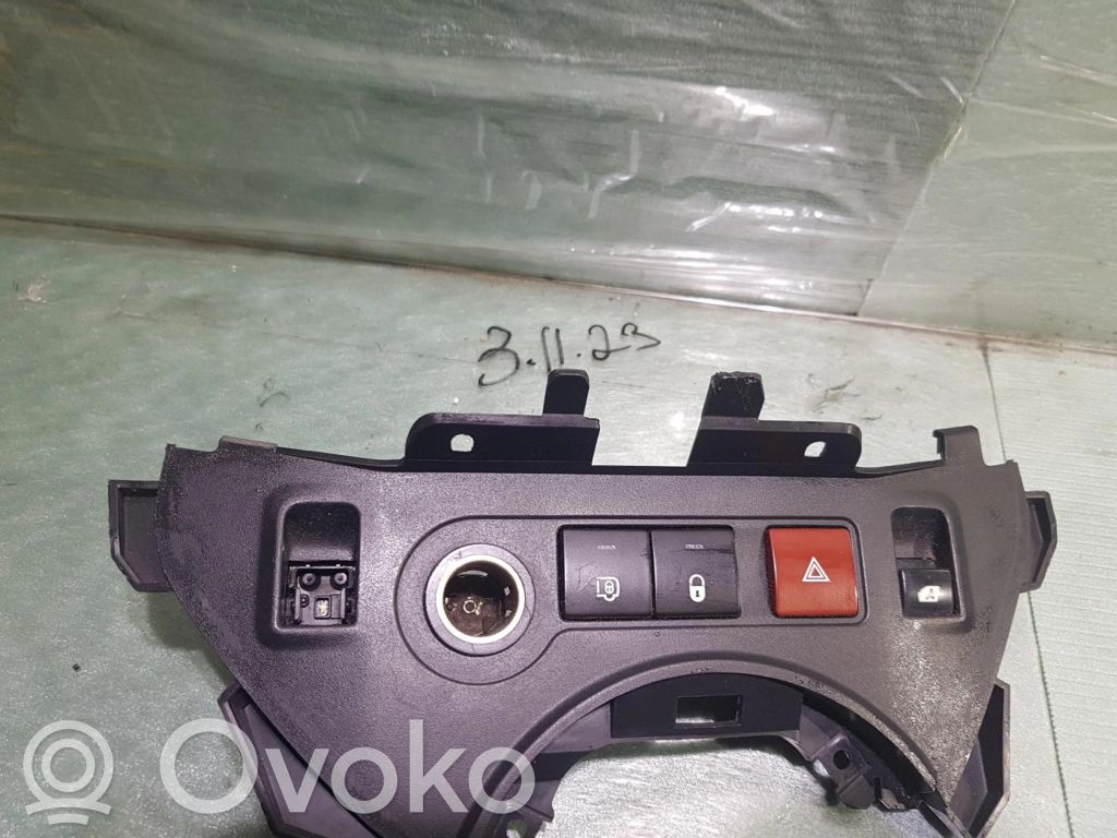 Citroen Berlingo Interruptor del elevalunas eléctrico 