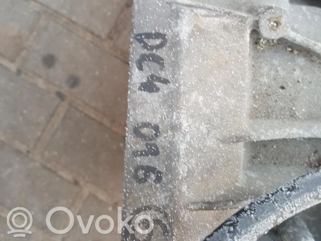 Renault Clio IV Manual 5 speed gearbox 