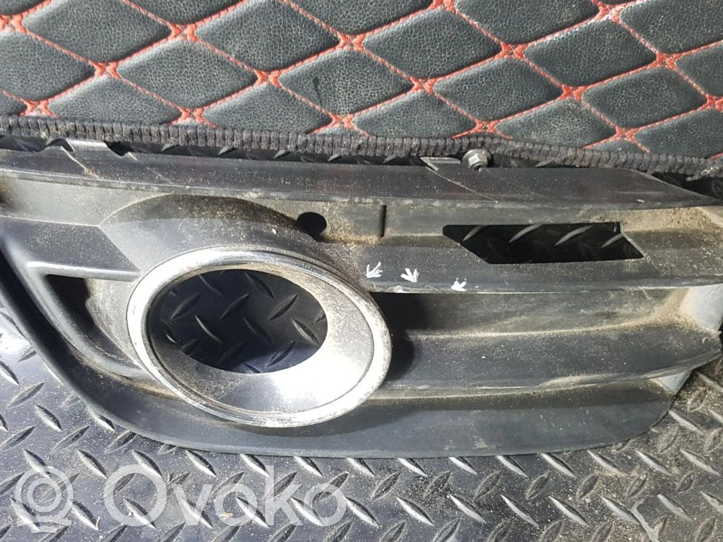 Audi A1 Front fog light trim/grill 
