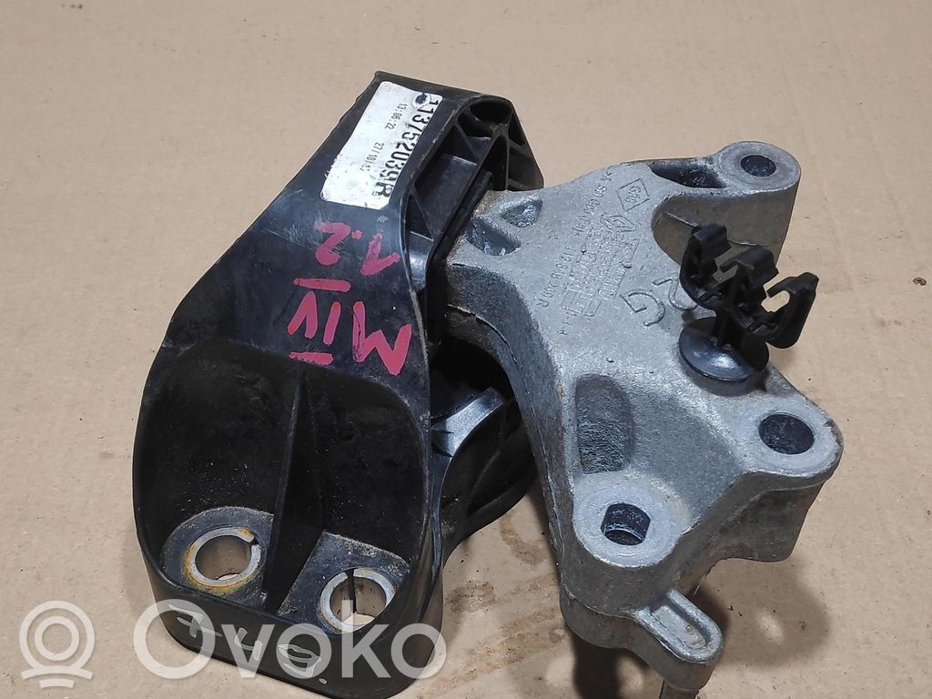Renault Megane IV Engine mount vacuum valve 