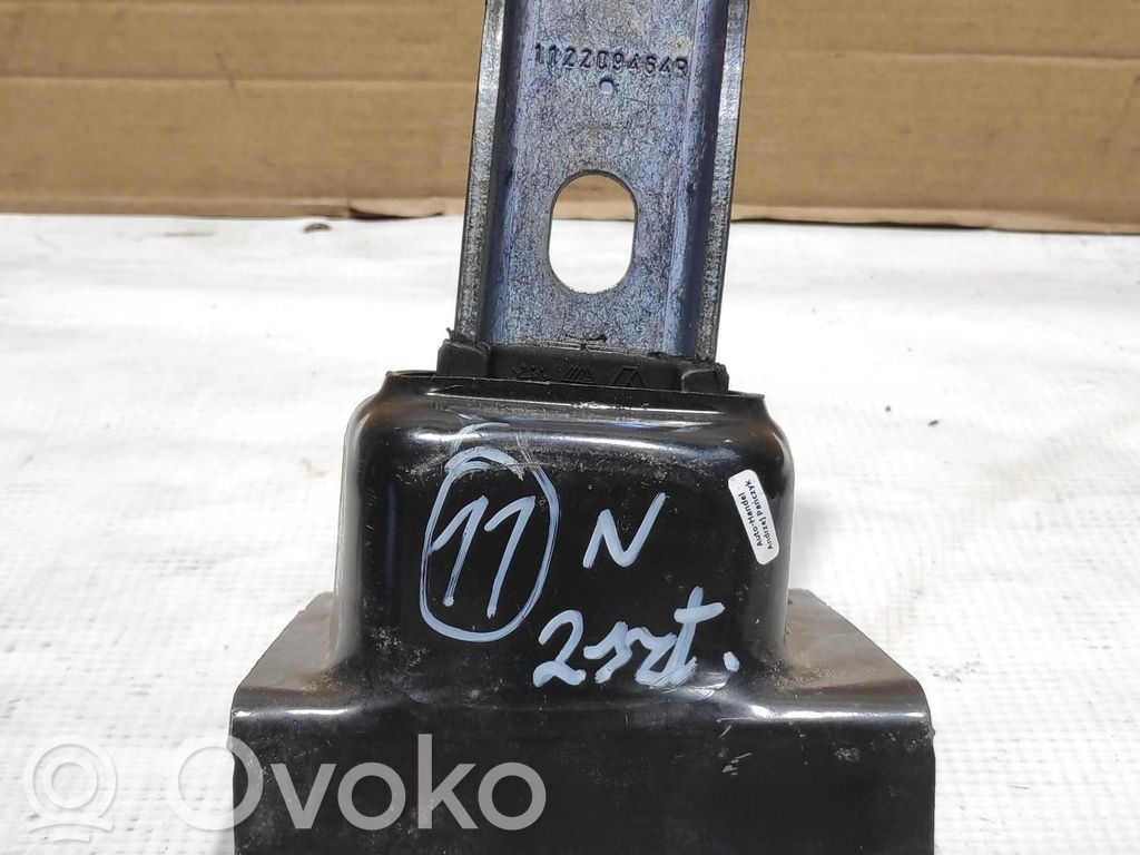 Dacia Sandero Gearbox mounting bracket 