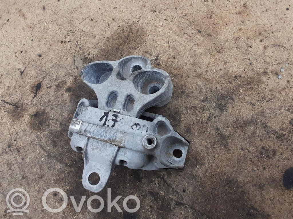 Opel Mokka Gearbox mounting bracket 