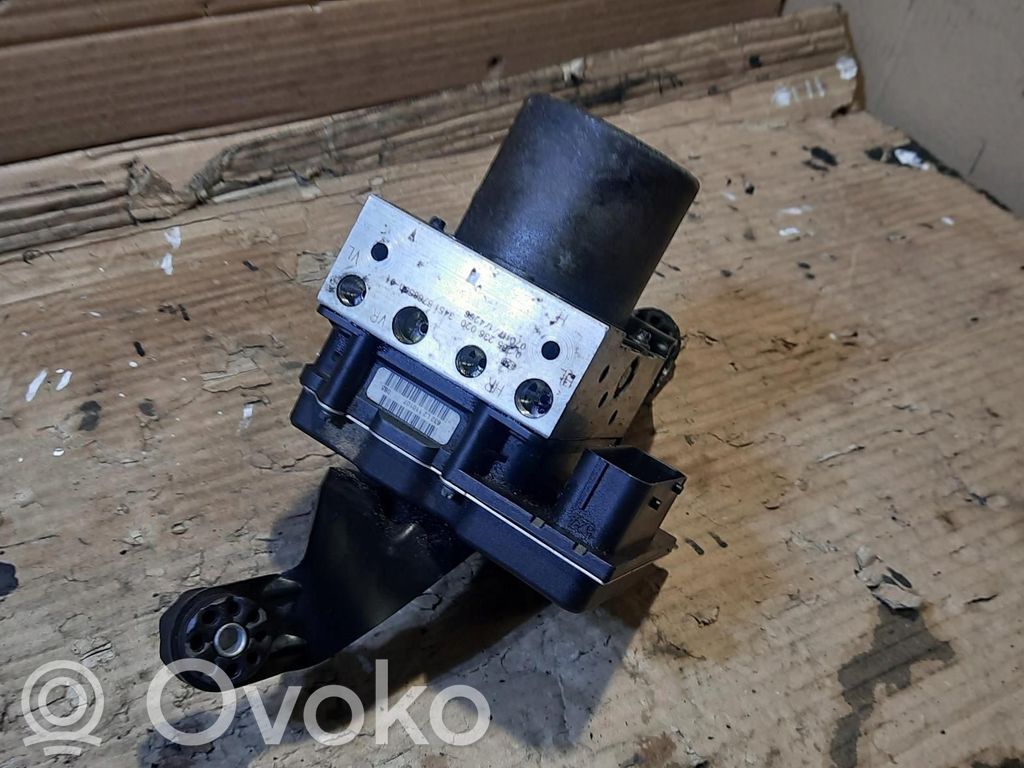 Peugeot 508 ABS Pump 
