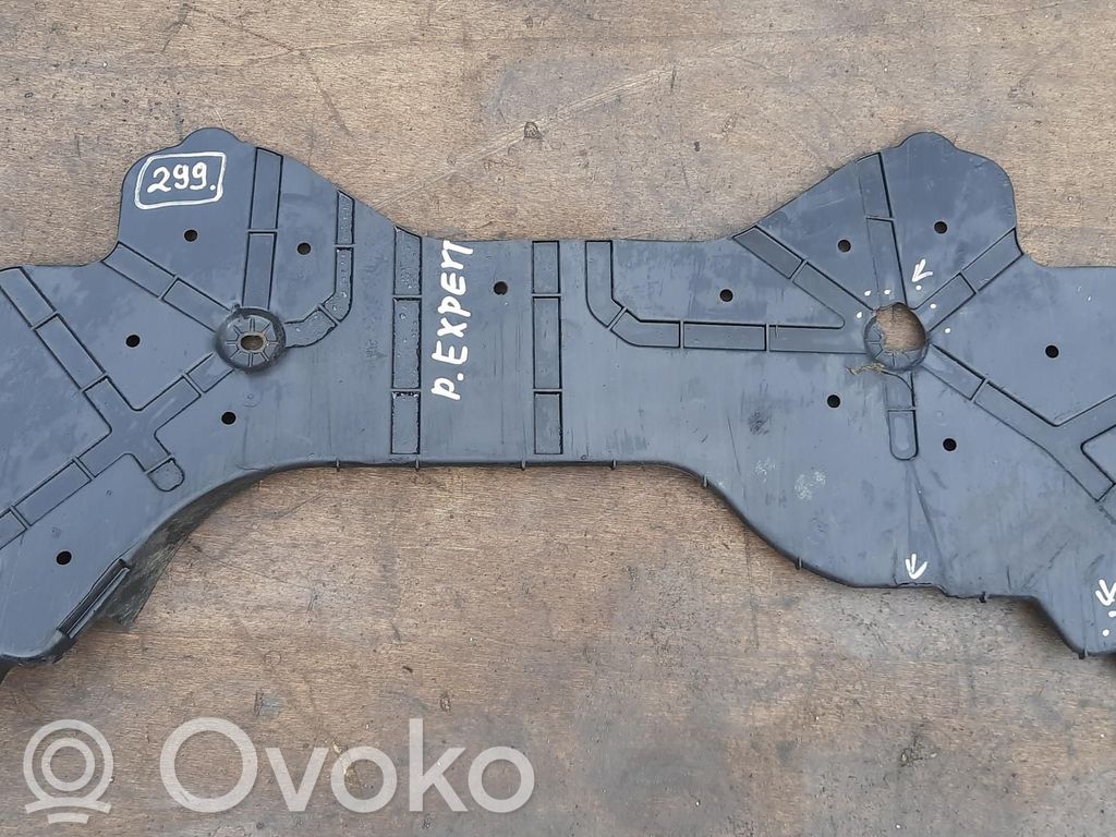 Peugeot Expert Variklio dugno apsauga 