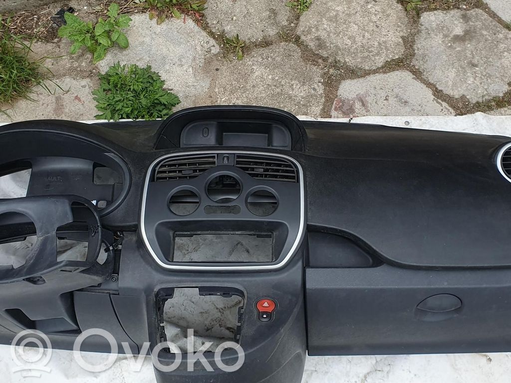 Renault Kangoo II Panelė 