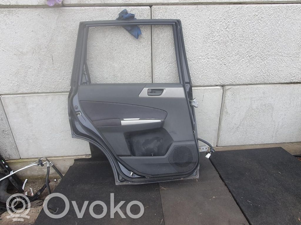 Subaru Forester SH Aizmugurējās durvis 