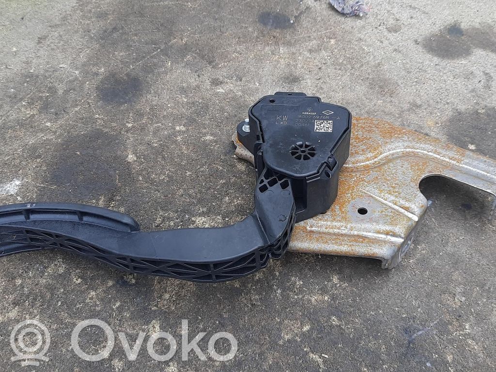 Renault Express Accelerator throttle pedal 