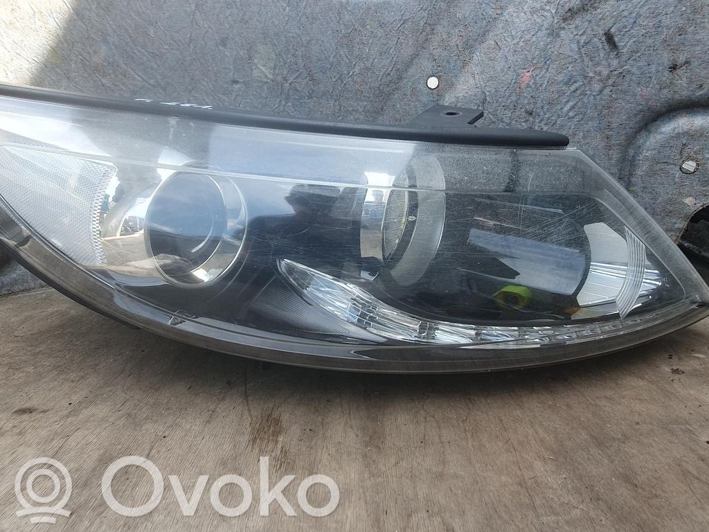 KIA Sportage Lampa przednia 