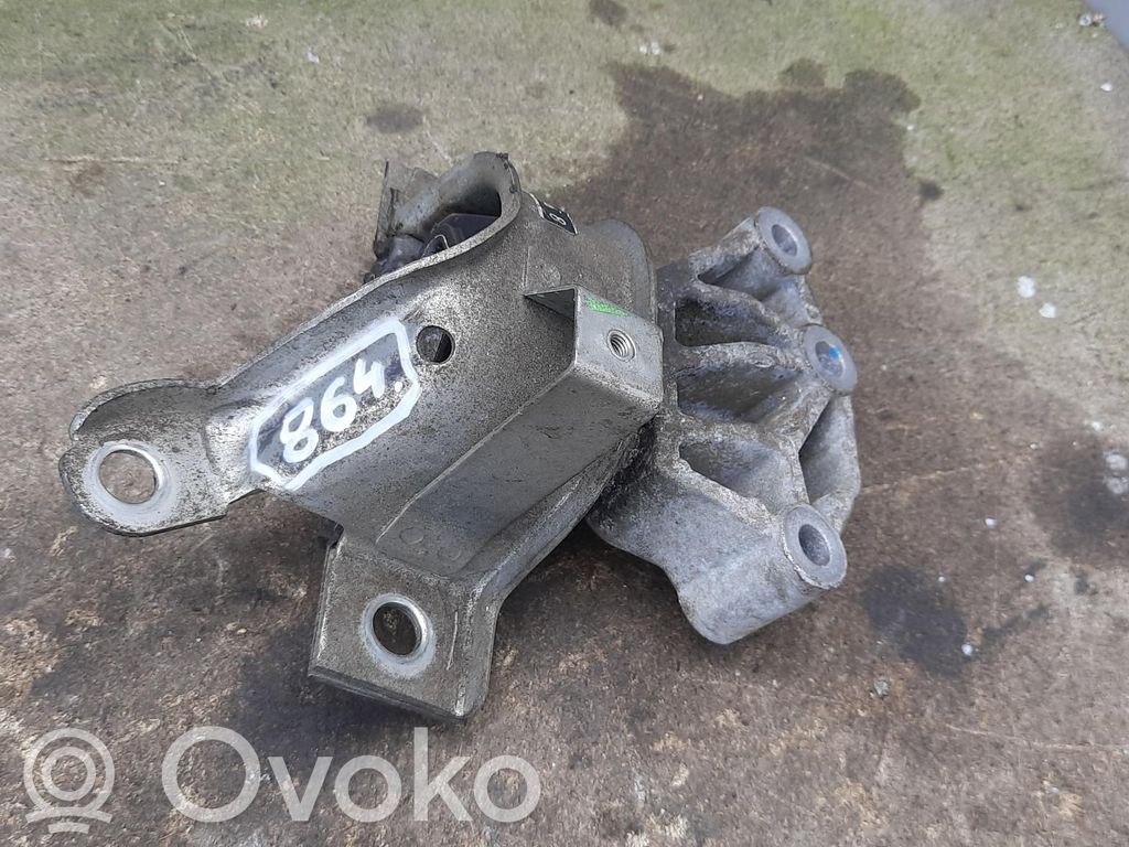 Fiat 500X Engine mount vacuum valve 