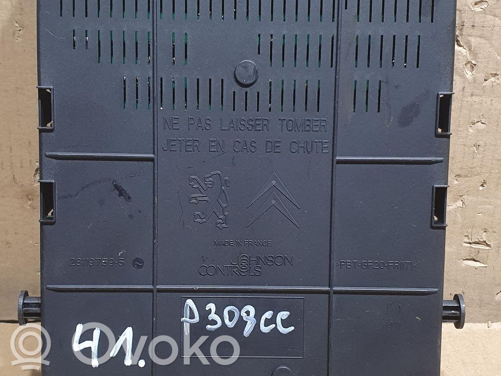Peugeot 308 Skrzynka bezpieczników / Komplet 