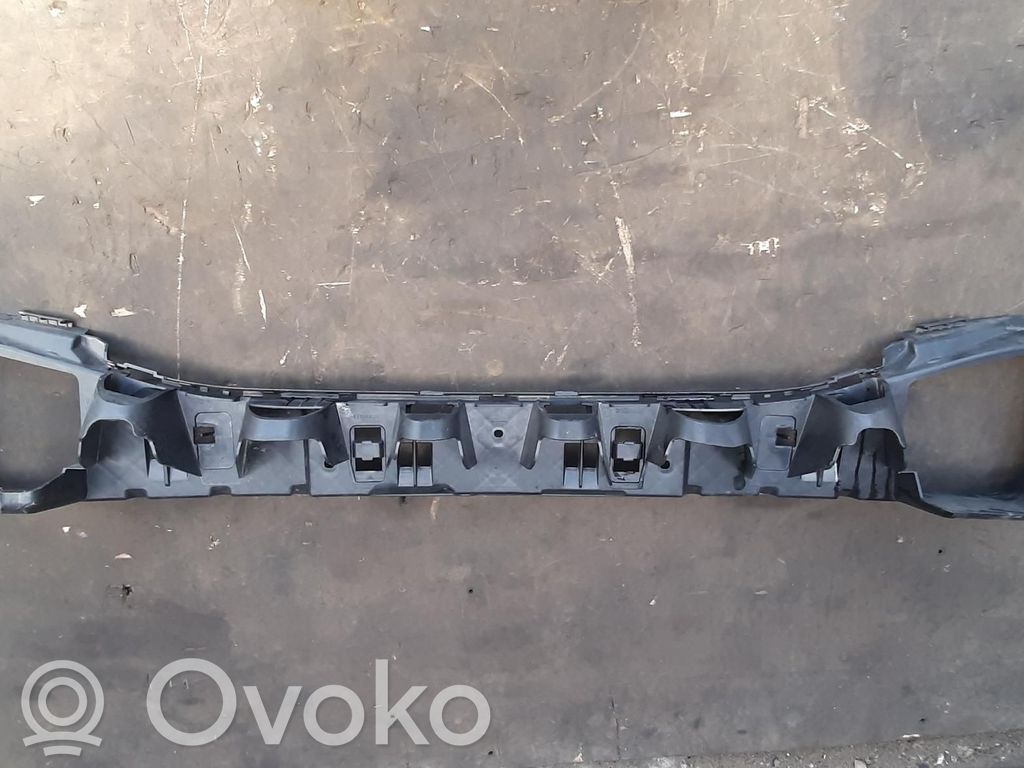 Peugeot 208 I Soporte de montaje del parachoques trasero 