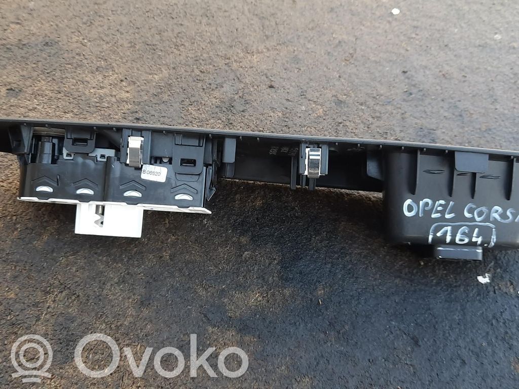 Opel Corsa F Fog light switch 