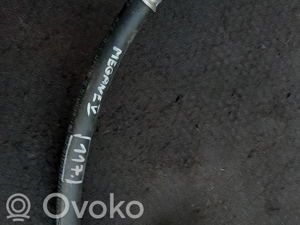 Ilmastointilaitteen putki (A/C)   924805MZ0A,924805MZ0A