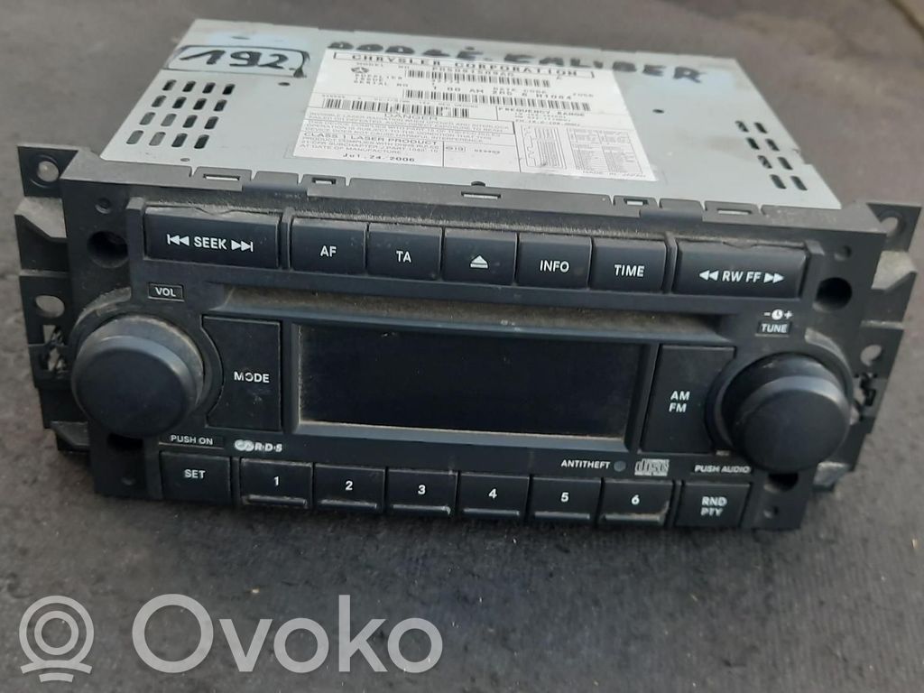Dodge Caliber Panel / Radioodtwarzacz CD/DVD/GPS 