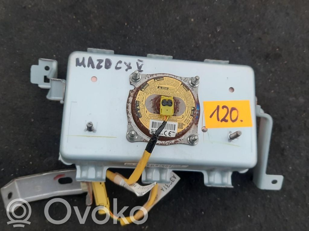 Mazda CX-5 Keleivio oro pagalvė 