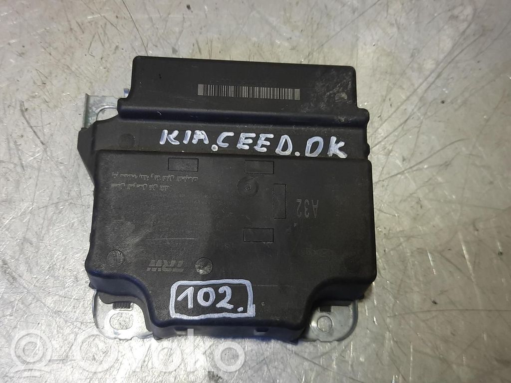 KIA Ceed Turvatyynyn ohjainlaite/moduuli 