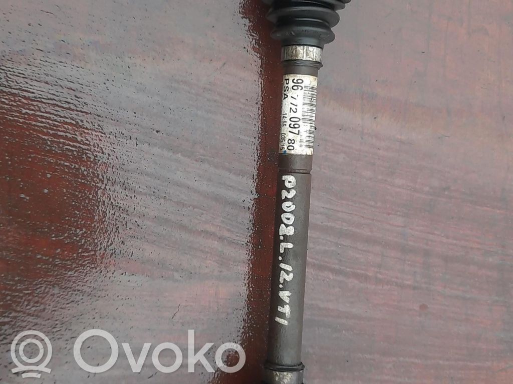 Peugeot 2008 I Front driveshaft 