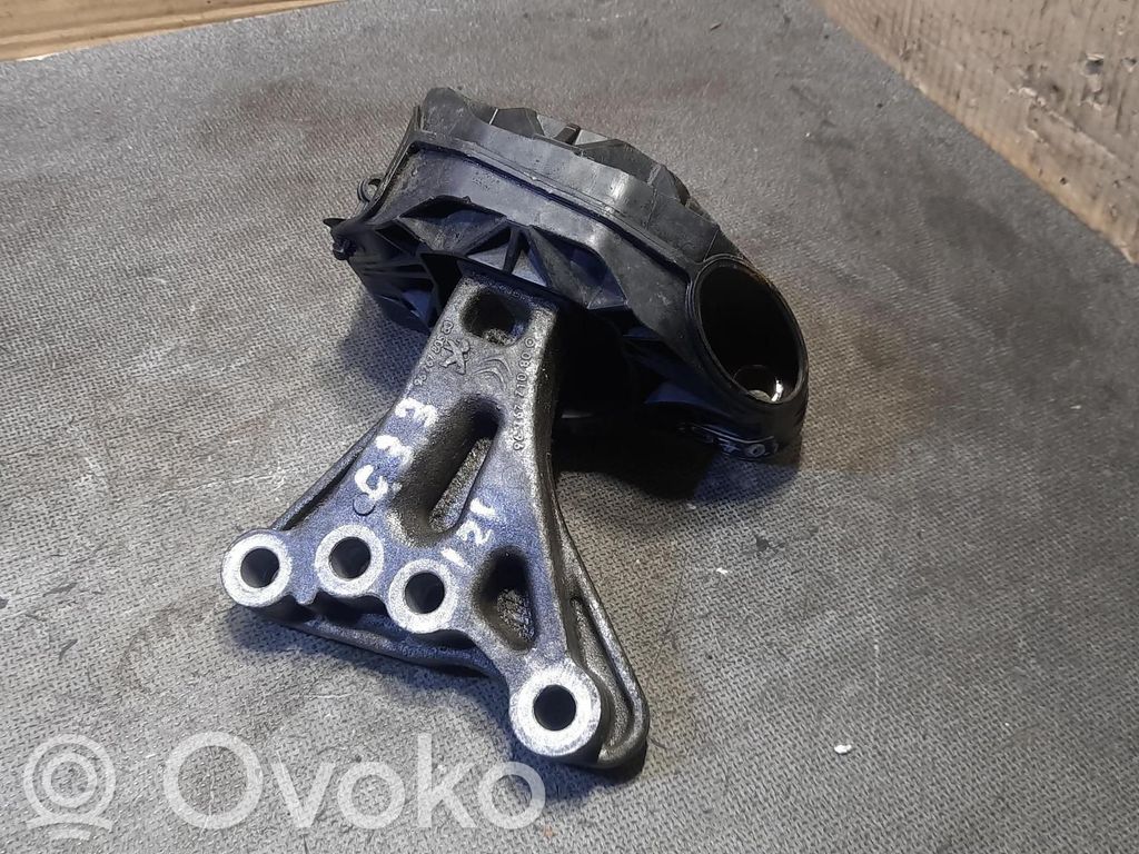Citroen C3 Engine mount vacuum valve 