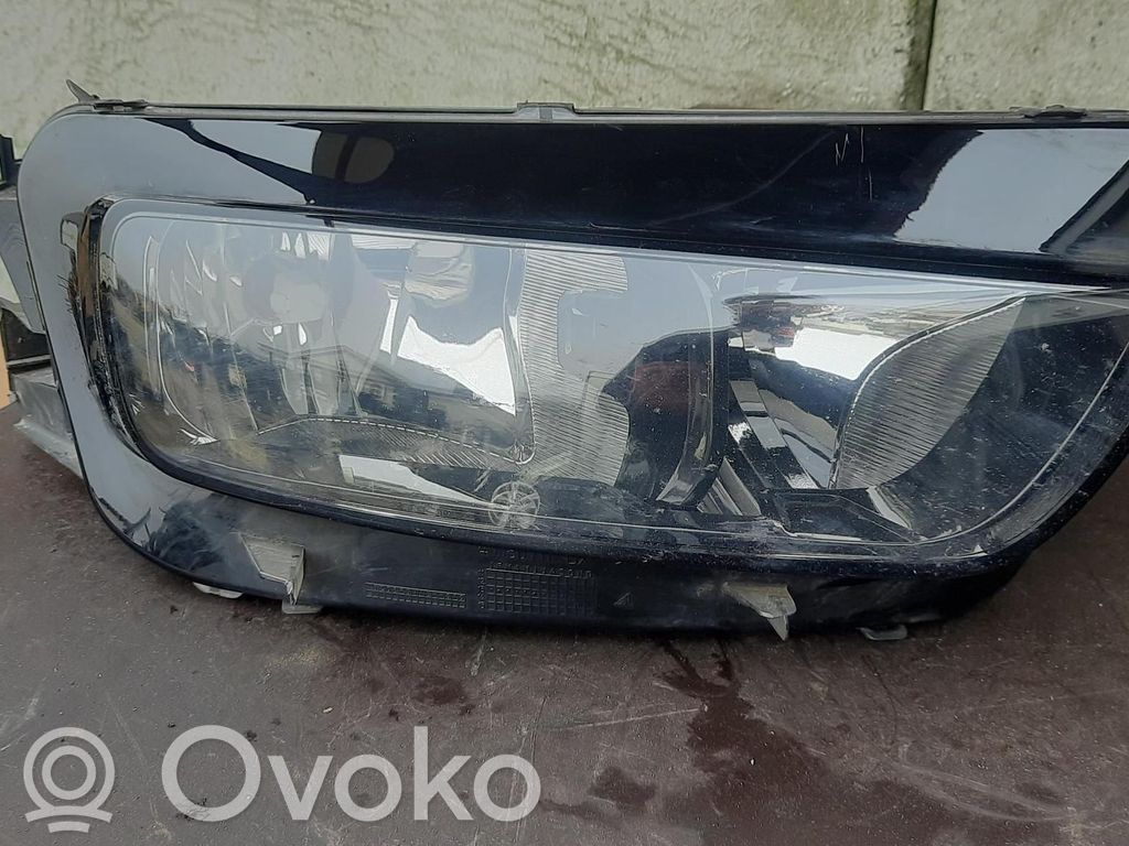 Citroen C4 II Picasso Lampa przednia 