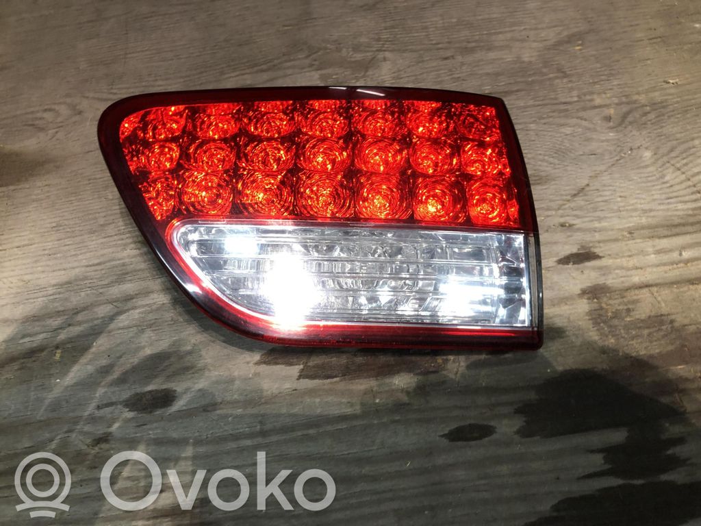 Citroen C-Crosser Takaluukun takavalot 