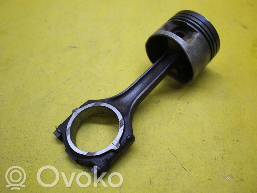 Audi A6 S6 C4 4A Piston avec bielle 