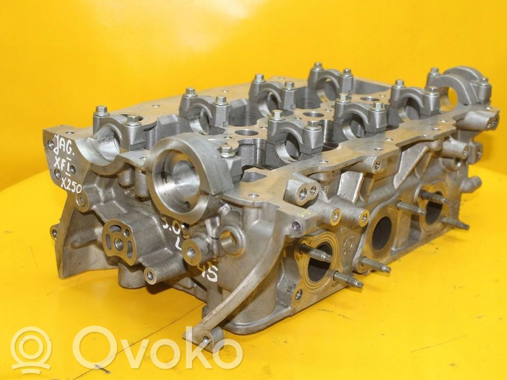 Jaguar XF X250 Engine head 