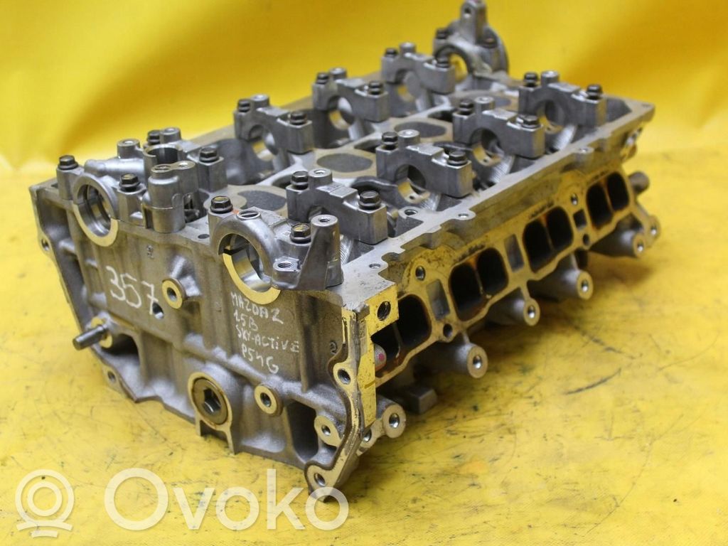 Mazda 2 Engine head 