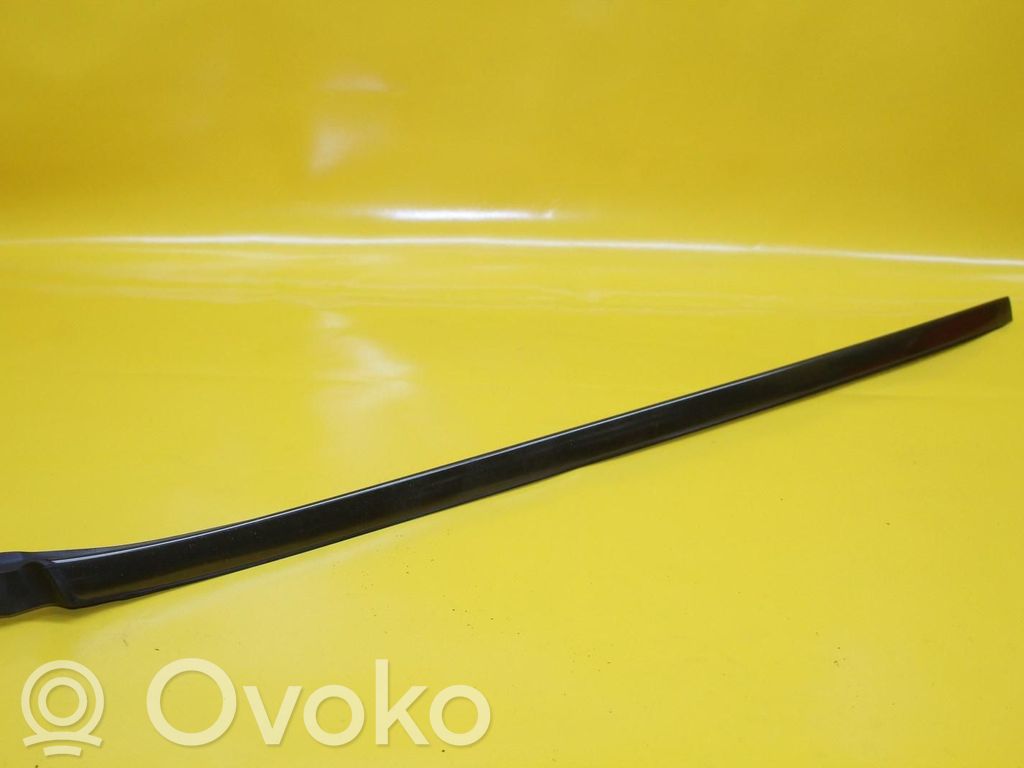 Mercedes-Benz CLK A209 C209 Windshield trim 