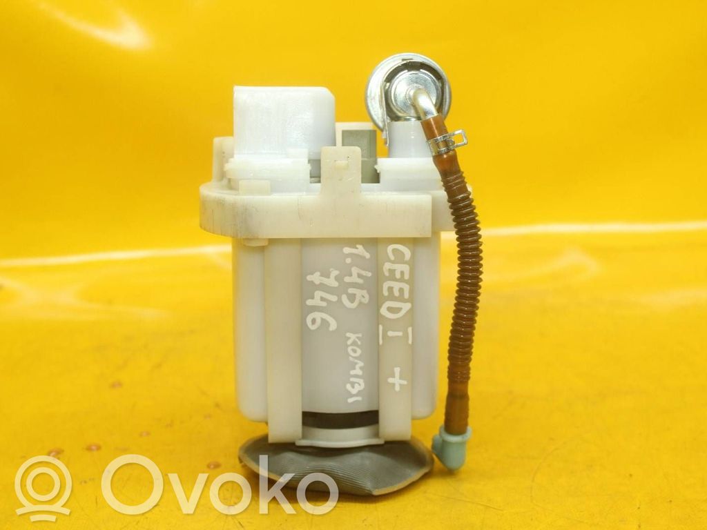Bomba interna de combustible   4013A70220