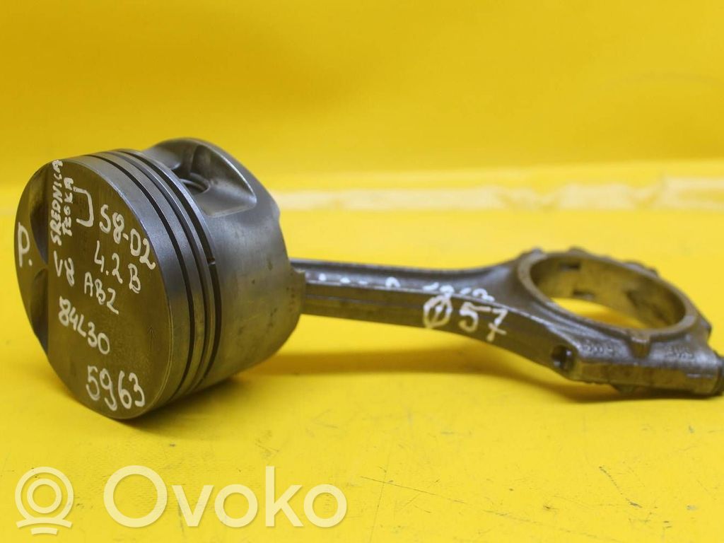 Pistón con biela   84L30,077B