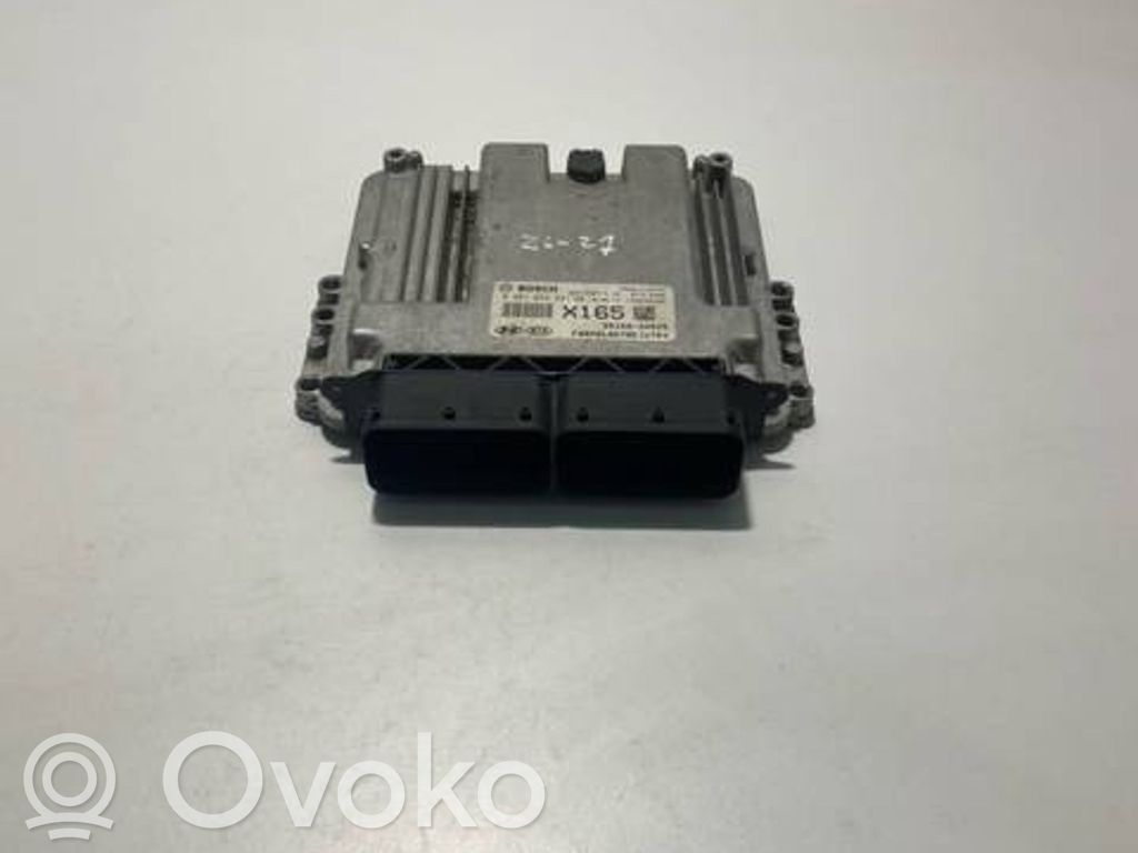 KIA Carens III Engine control unit/module 