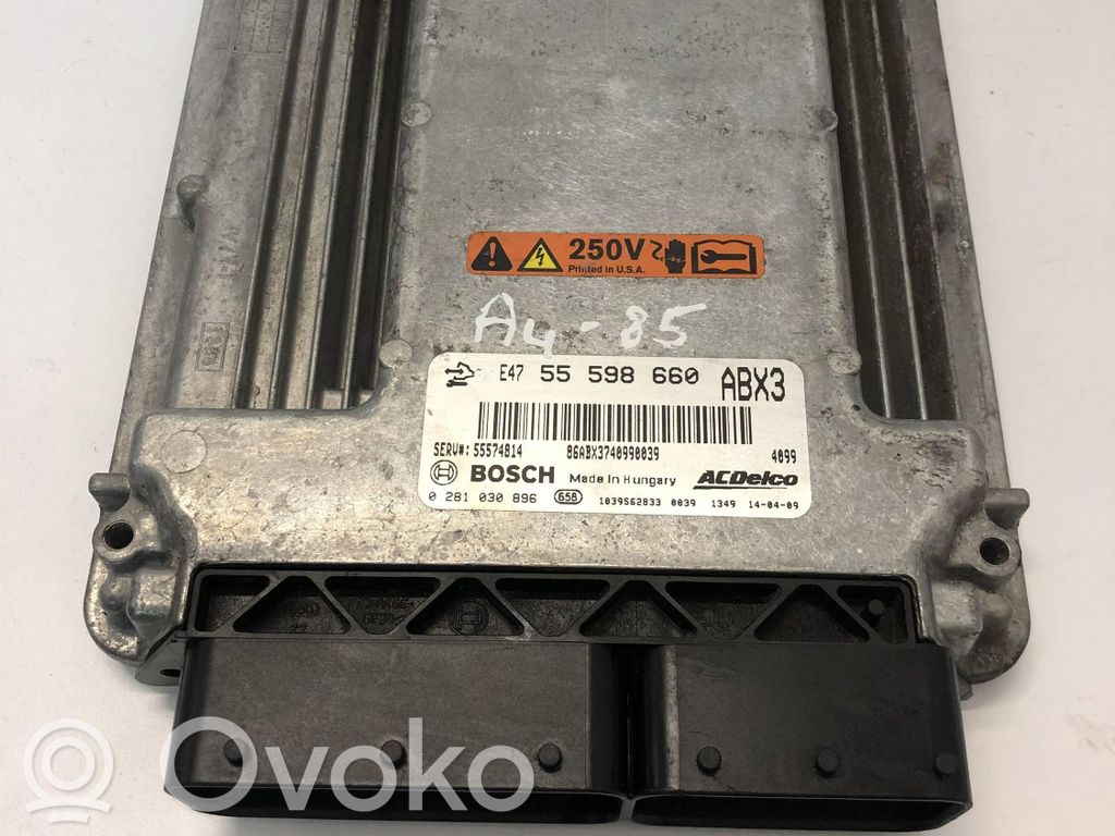 Opel Insignia A Engine control unit/module 