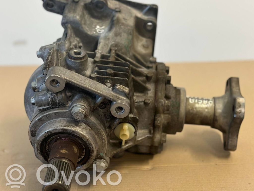Renault Dacia Duster Verteilergetriebe 
