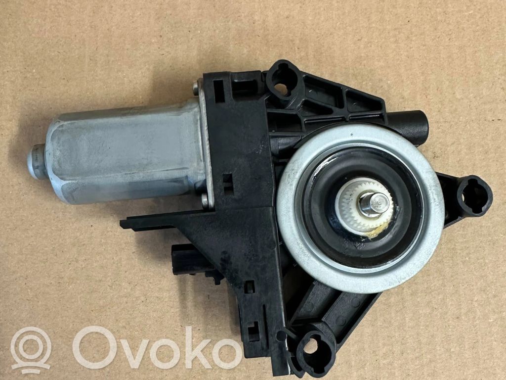 Fiat Freemont Galinis varikliukas langų pakėlėjo 