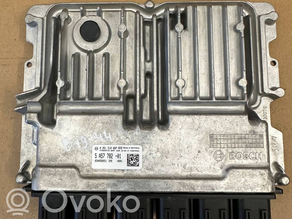 BMW 3 G20 G21 Engine control unit/module 