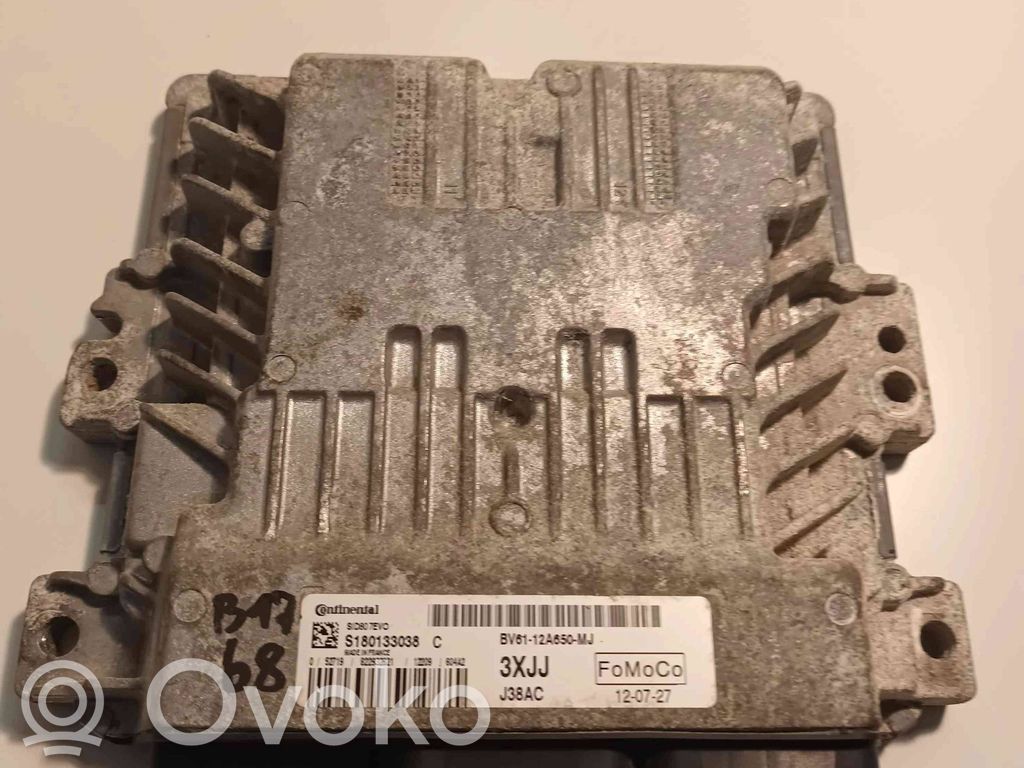 Ford Focus Variklio valdymo blokas 