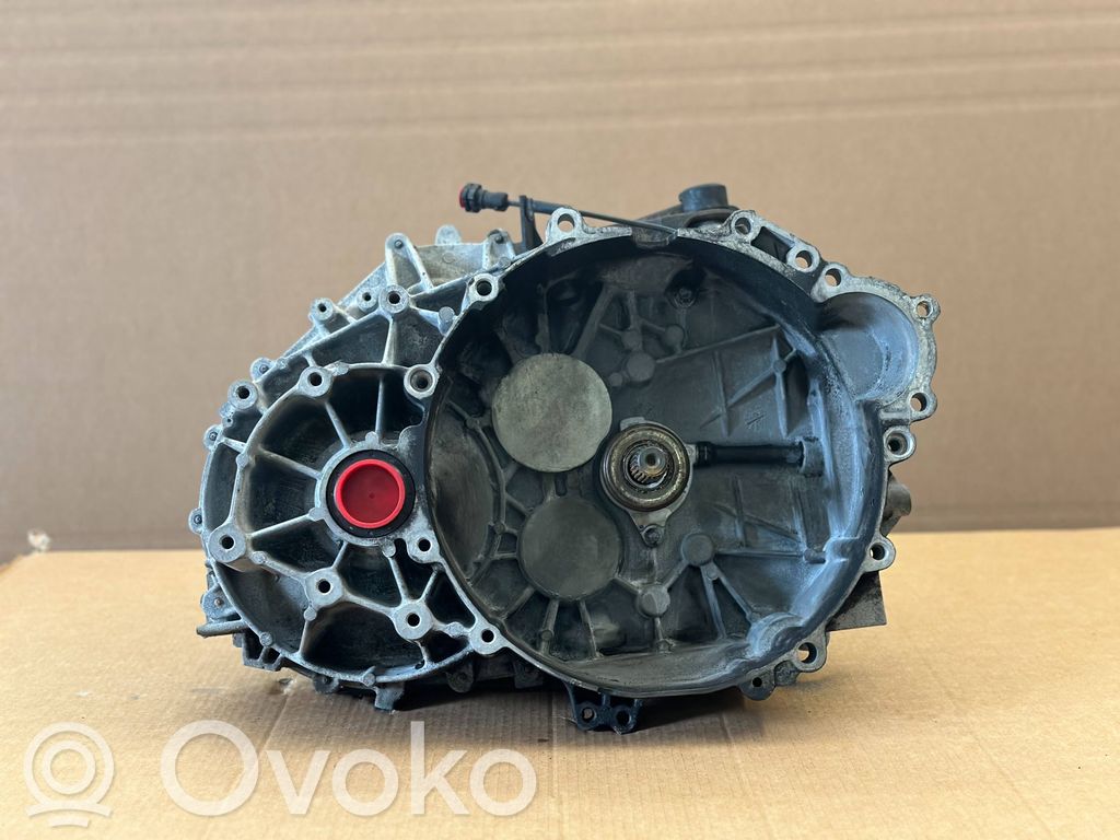 Volvo V70 Mechaninė 6 pavarų dėžė 