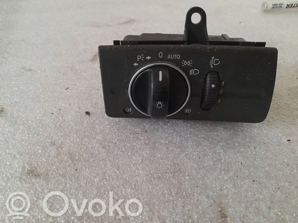 Mercedes-Benz E W211 Interruptor de luz 