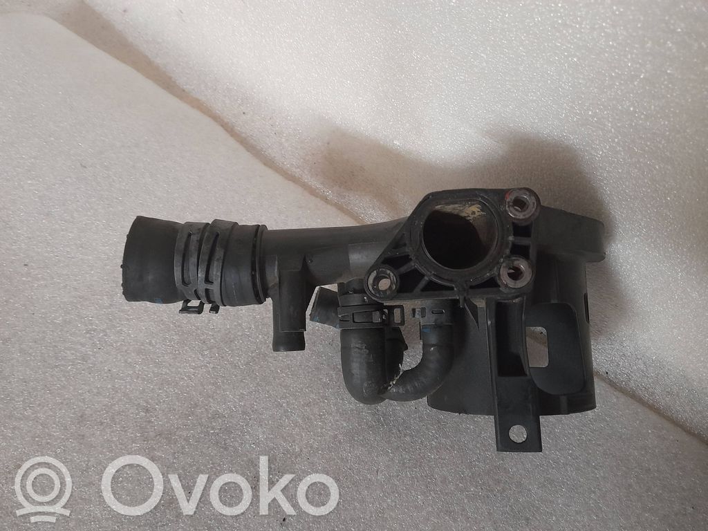 Mercedes-Benz E W212 Termostat / Obudowa termostatu 