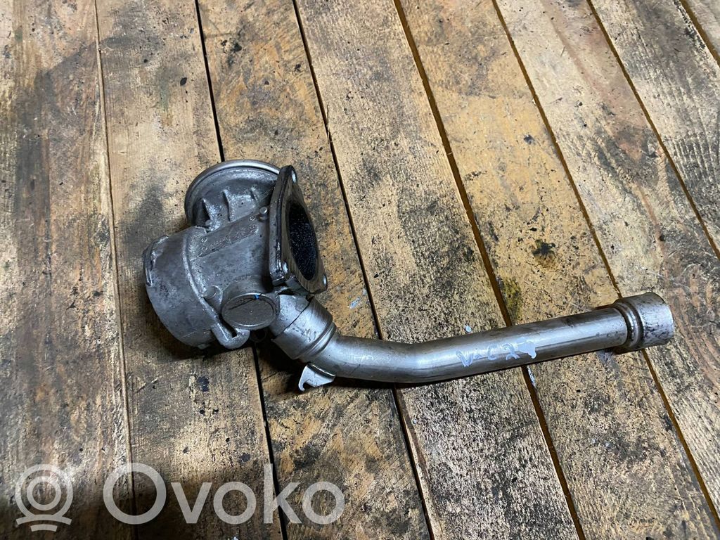 Mercedes-Benz C W203 Válvula EGR 