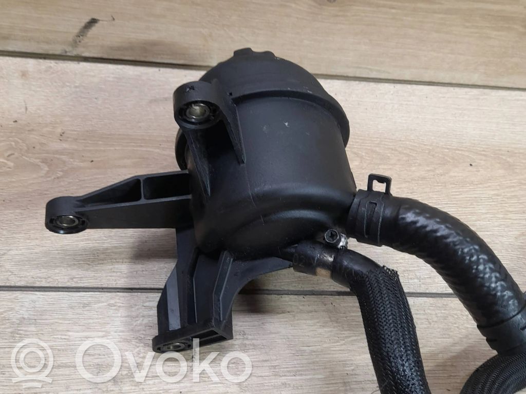 Mercedes-Benz C W203 Power steering fluid tank/reservoir 