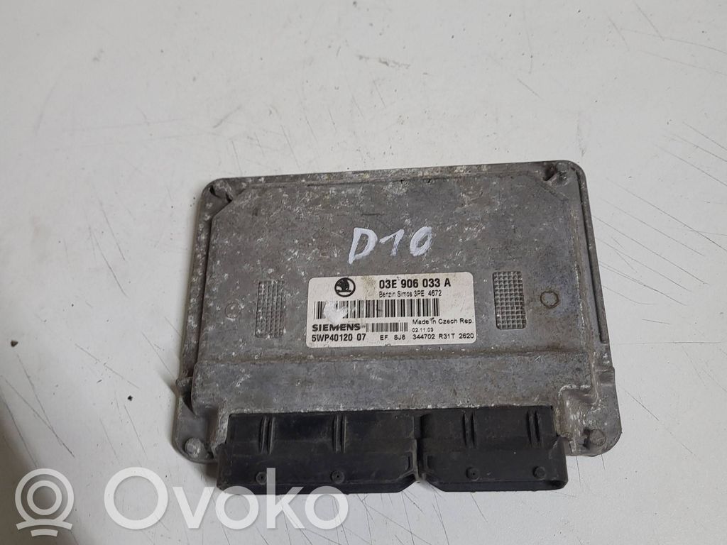 Engine control unit/module   03E906033A,5WP40120