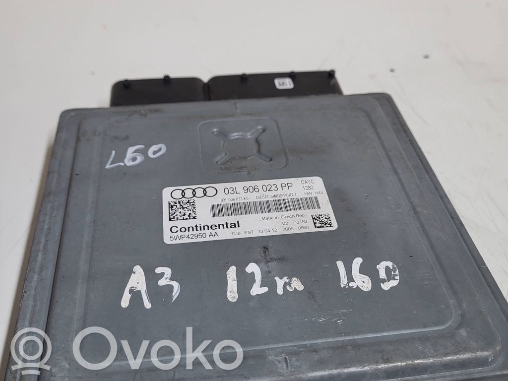 Audi A3 S3 A3 Sportback 8P Engine control unit/module 